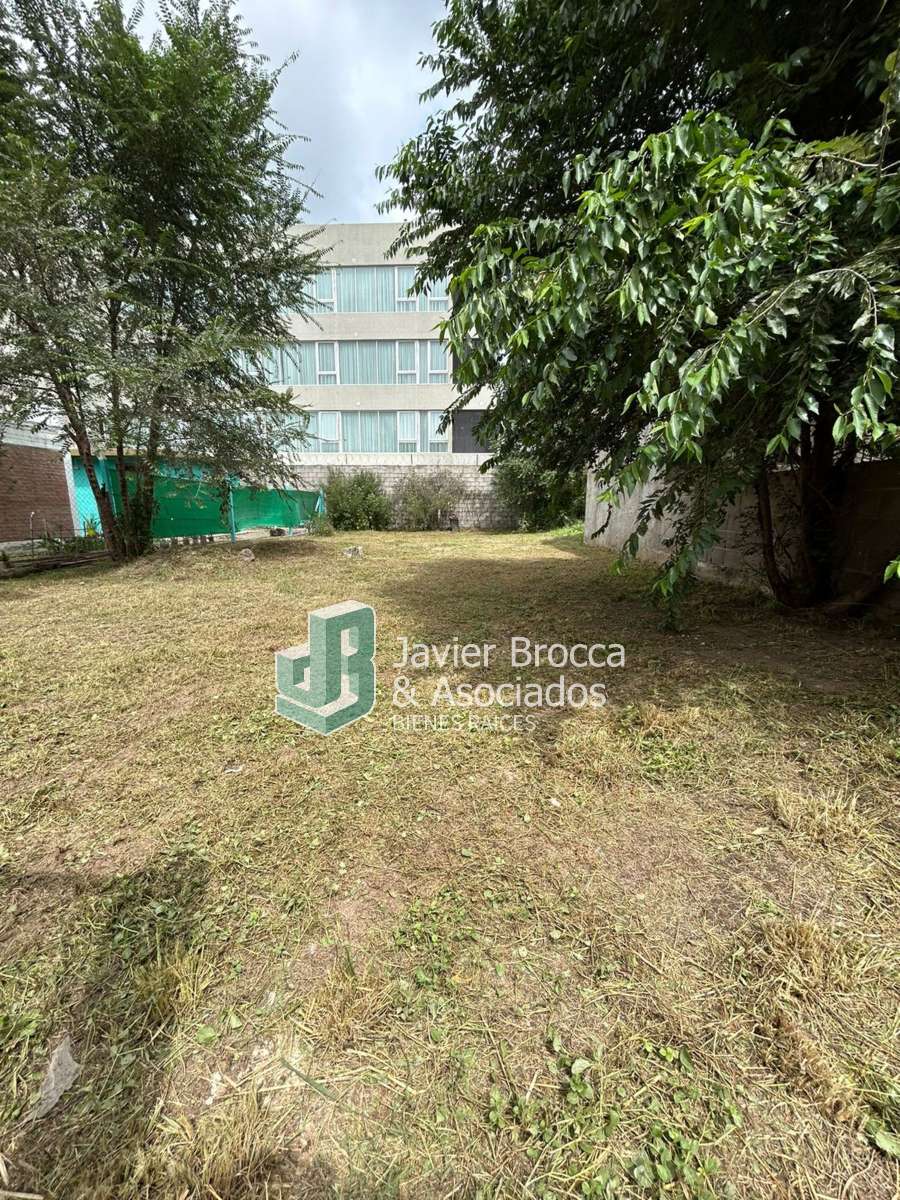 En Cosquin, Terreno en Venta · frente 105 m · largo 24 m · 252 m² de lote - Imagen 3