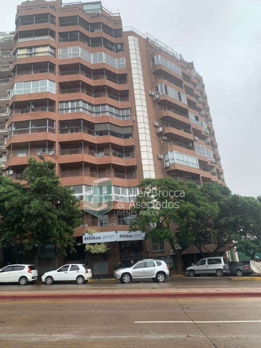 Av. Poeta Leopoldo Lugones 24 8 C - Nueva Córdoba, 