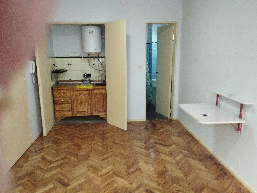 Acoyte y Luis Viale, 