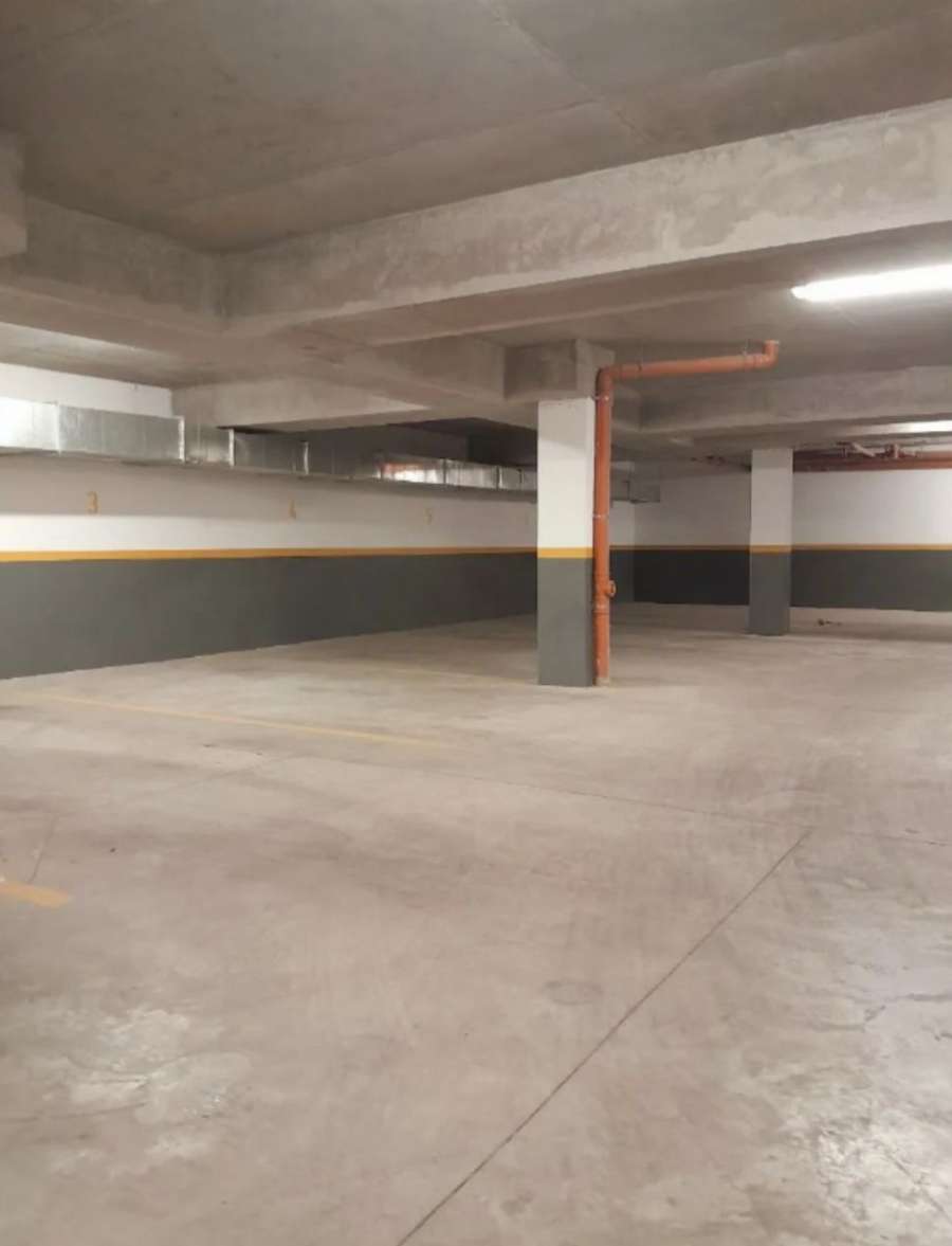 Cochera en Abasto para en Alquiler · dueño directo - Imagen 2