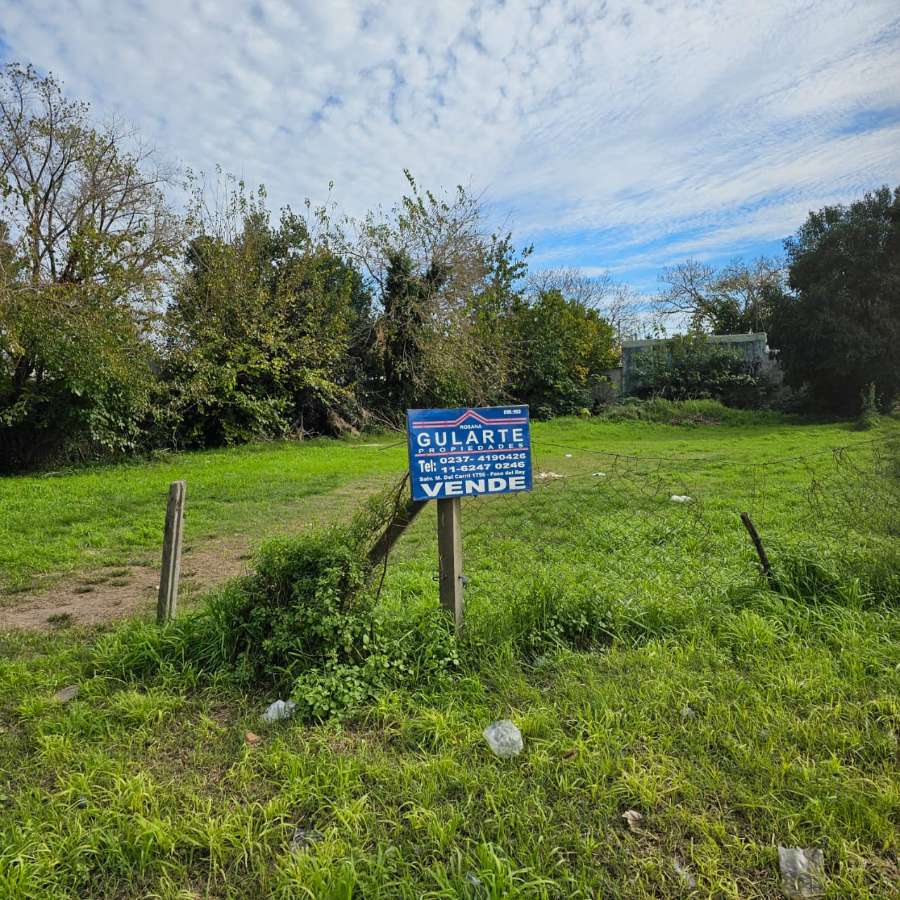 Comprar Terreno en Paso del Rey · 648 m² de lote - Imagen 1