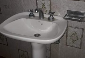 Casa disponible en San Justo · dueño directo · 4 o más dorm · cochera · 250 m² de lote - Imagen 2