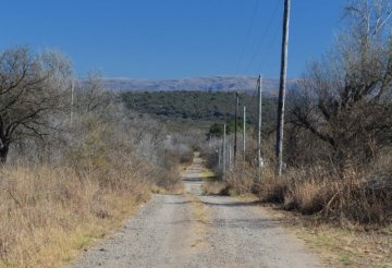 Terreno disponible para la en Venta en Cosquin · frente 21 m · largo 40 m · 920 m² de lote · dueño directo - Imagen 3