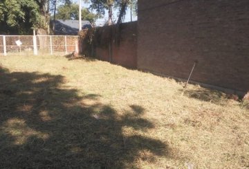 Terreno en Venta en Rosario con · frente 10 m · largo 42 m · 422 m² de lote · dueño directo - Imagen 2