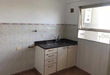 Dpto Estandar en Venta Av Hipolito Yrigoyen 700, Quilmes - Imagen 3
