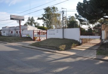 Importante predio ubicado sobre importante avenida apto tránsito pesado que - Gualeguaychú - Imagen 1
