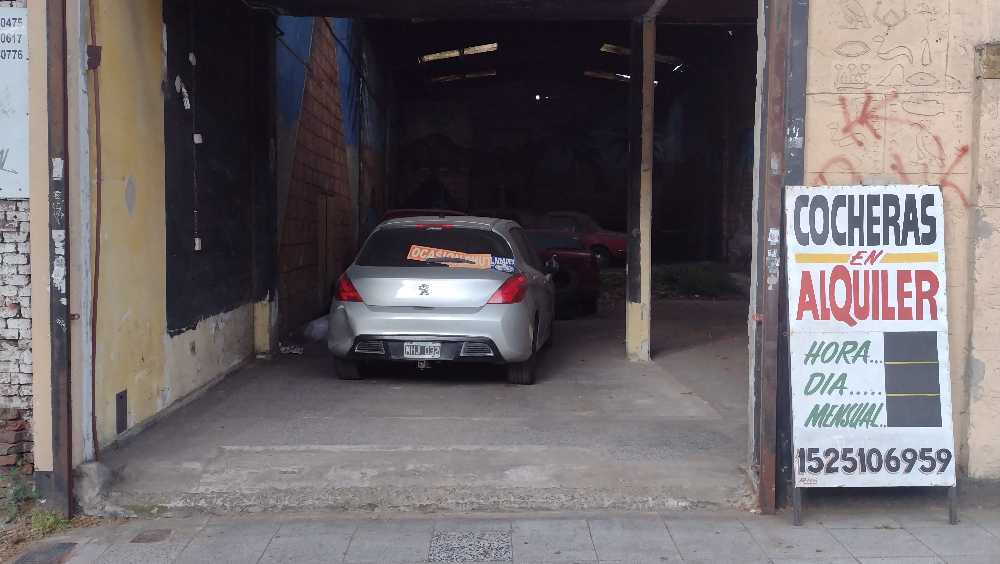 En Quilmes, Cochera en Alquiler · dueño directo - Imagen 4