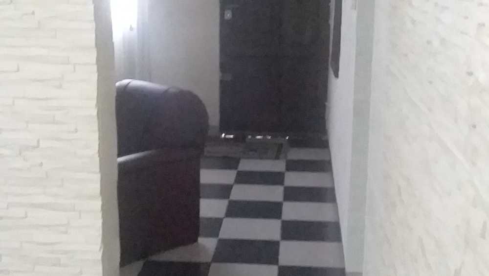 Comprar Casa en San Miguel de Tucumán · dueño directo · 4 o más dorm · 240 m² de lote - Imagen 3