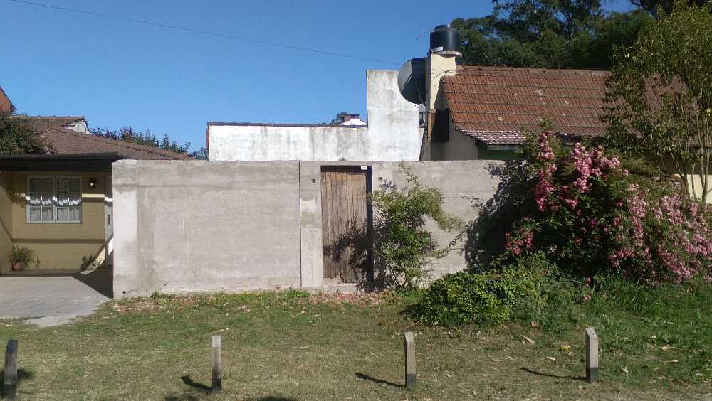 Casa disponible en Santa Clara Del Mar · dueño directo · 2 dorm · 2 cocheras · 200 m² de lote - Imagen 4