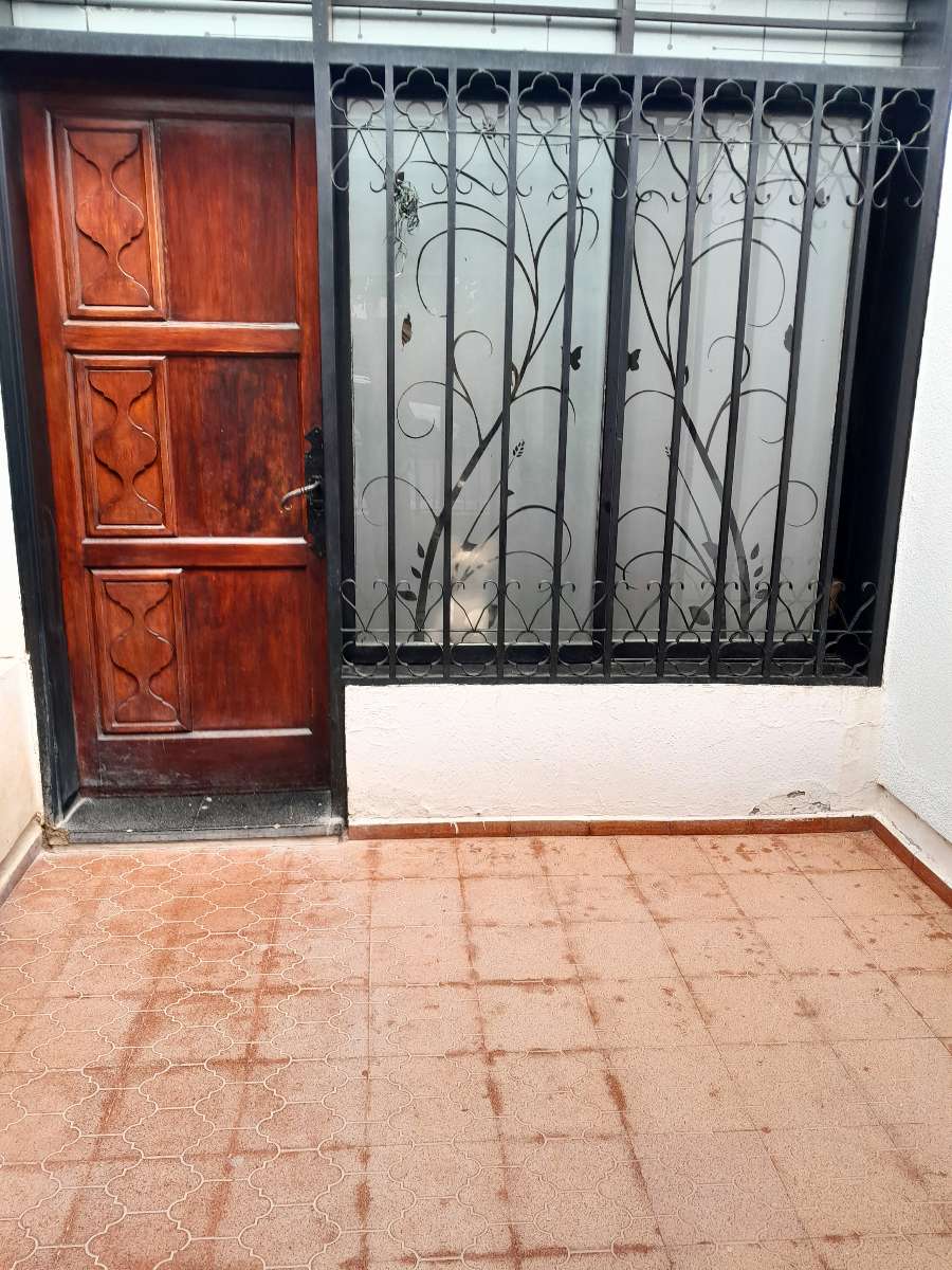Casa en Venta en San Juan, · barrio con seguridad · dueño directo · 3 dorm · 2 cocheras - Imagen 5