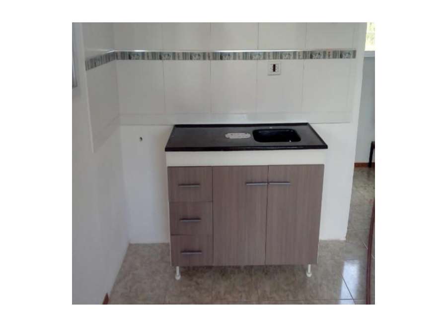 Oportunidad: Casa en Venta en Hipolito Yrigoyen · dueño directo · 2 dorm · cochera · 1.260 m² de lote - Imagen 1