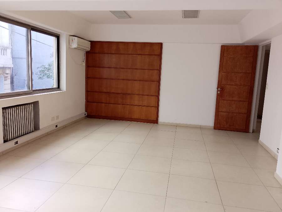 Oficina comercial en Alquiler Rivadavia 1000, San Nicolás - Imagen 8