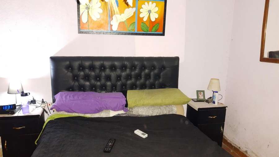 Casa en Río Cuarto: en Venta · 4 o más dorm · 650 m² de lote - Imagen 3