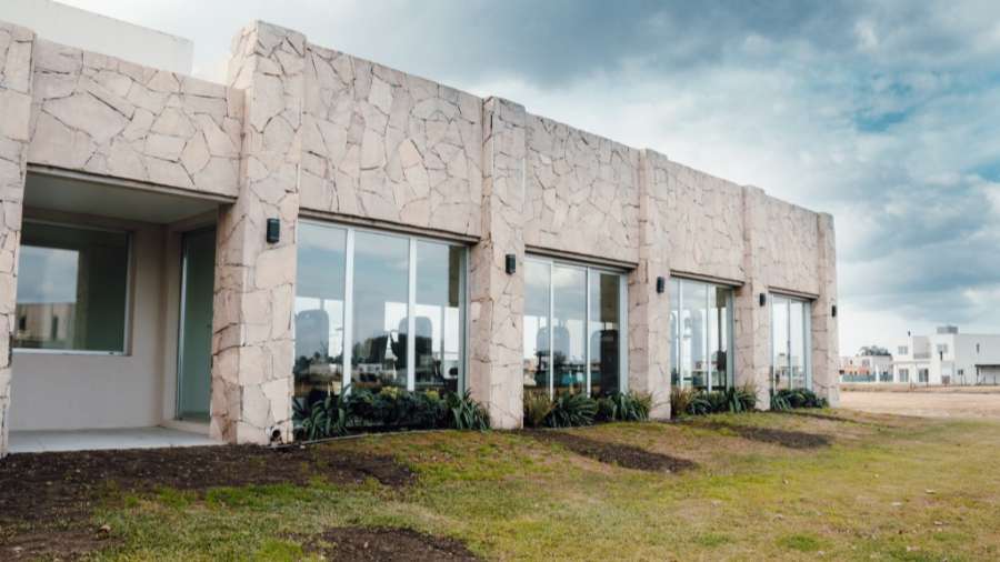 Terreno en Canning: en Venta · frente 20 m · largo 34 m · 725 m² de lote · barrio privado - Imagen 1