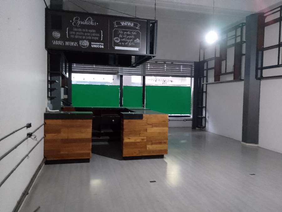 Local comercial en Alquiler Rivadavia 600, San Nicolás - Imagen 2