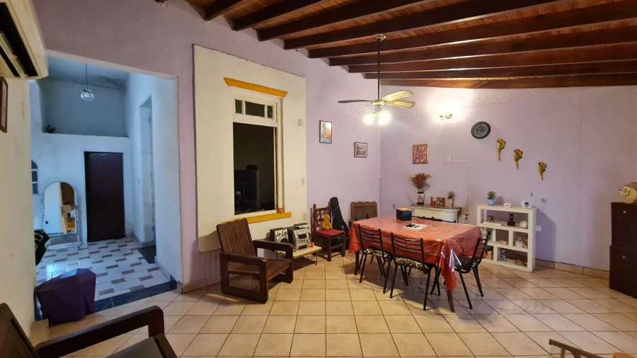 Casa en Venta en Villa Devoto con · 4 o más dorm · 5 ambientes · cochera · 175 m² de lote - Imagen 2