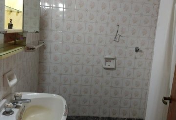 Casa en San Justo en Venta · dueño directo · 4 o más dorm · cochera · 180 m² de lote - Imagen 2