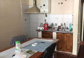 En Córdoba, Departamento en Venta · dueño directo · 1 dorm · 2 cocheras · 350 m² de lote - Imagen 4