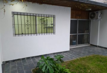 Comprar Casa en Wilde · dueño directo · 2 dorm · 120 m² de lote - Imagen 3