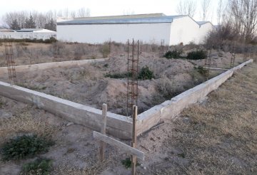 Terreno disponible en San Rafael · frente 14 m · largo 29 m · 405 m² de lote · dueño directo - Imagen 3