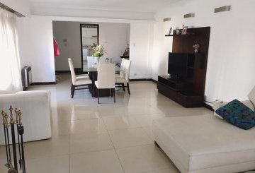 En Mar del Plata, Casa en Venta · dueño directo · 4 o más dorm · 290 m² de lote - Imagen 4