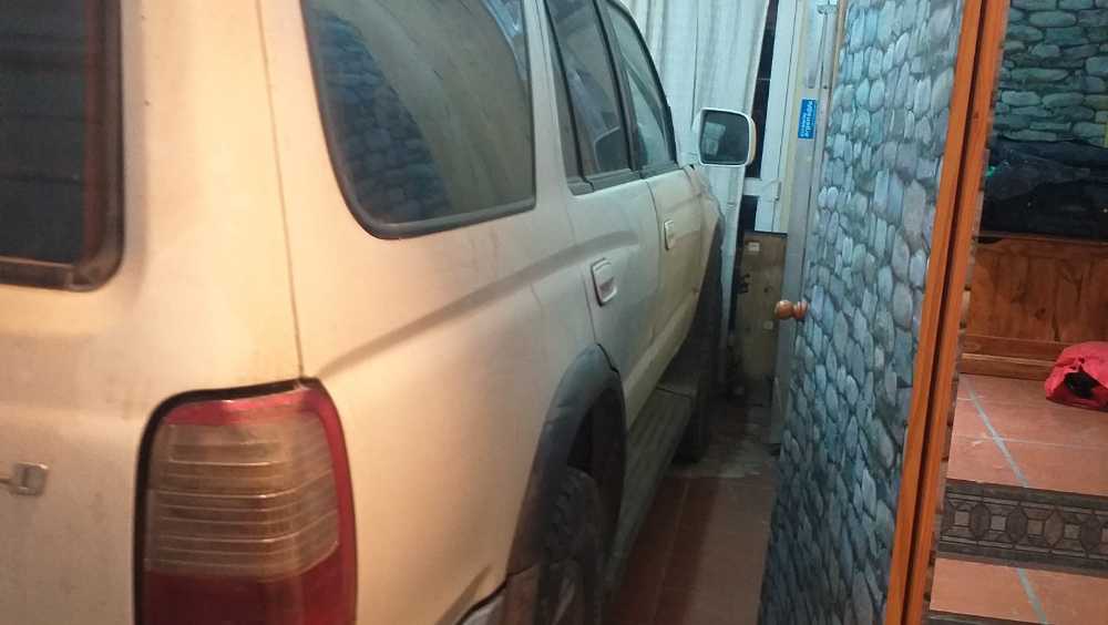 Casa única en Bialet Masse en Venta · dueño directo · 3 dorm · 2 cocheras · 646 m² de lote - Imagen 2