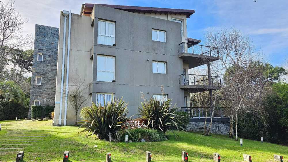 Departamento en Pinamar para en Venta · dueño directo · 3 dorm · cochera · 1.000 m² de lote - Imagen 1