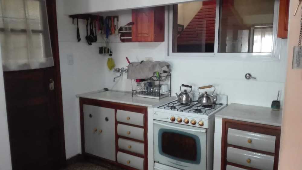 En Bahía Blanca, Casa en Venta · dueño directo · 2 dorm · 2 cocheras · 118 m² de lote - Imagen 1