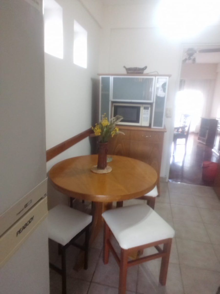 Departamento en Alquiler en Rosario con · dueño directo · 2 dorm · 4 ambientes · cochera - Imagen 1