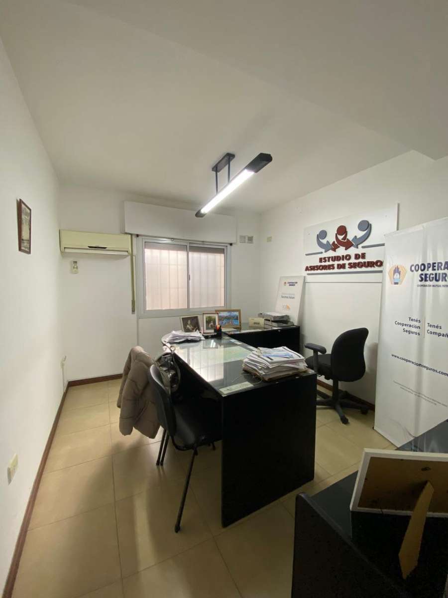 Oportunidad: Locales comerciale en Venta en Río Cuarto - Imagen 2