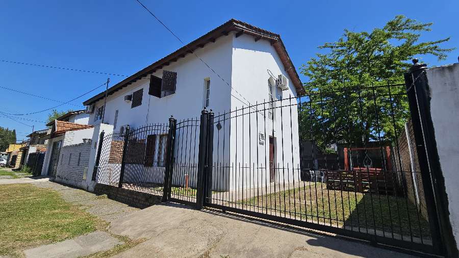 Casa Almirante Brown - Imagen