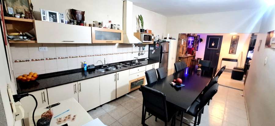 Casa disponible para la en Venta en Córdoba · dueño directo · 3 dorm · 5 cocheras · 450 m² de lote - Imagen 5