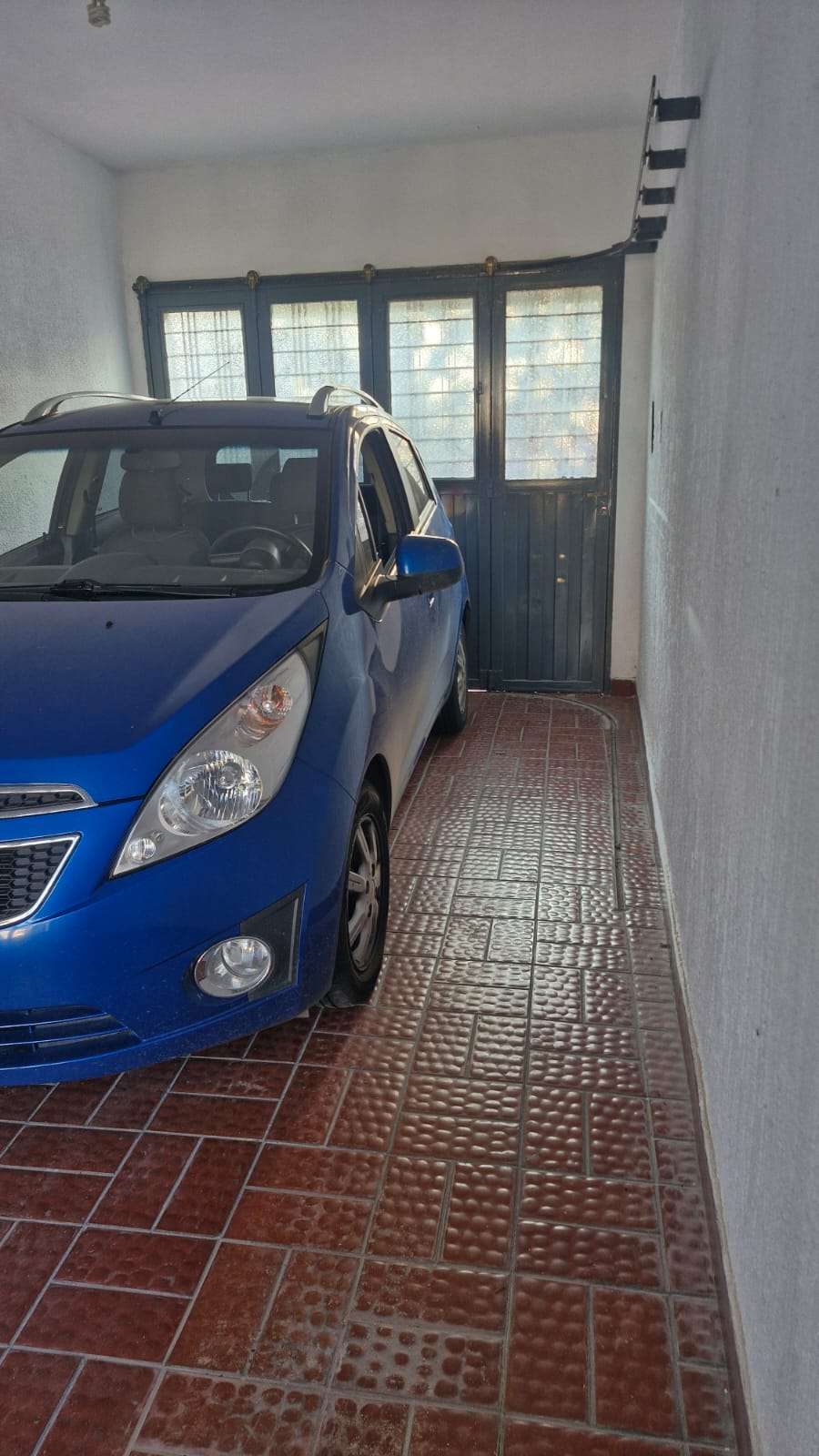 Casa en Venta en Río Cuarto, · 3 dorm · 220 m² de lote - Imagen 2