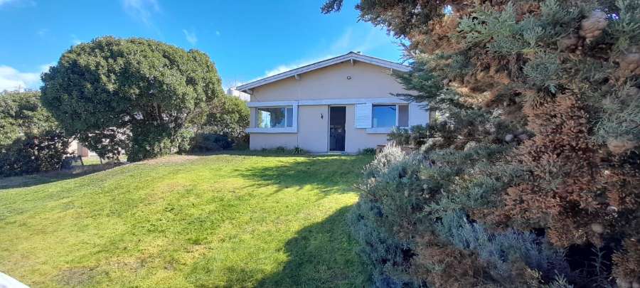 Oportunidad: Casa en Venta en Reta · dueño directo · 2 dorm · 5 cocheras · 312 m² de lote - Imagen 1