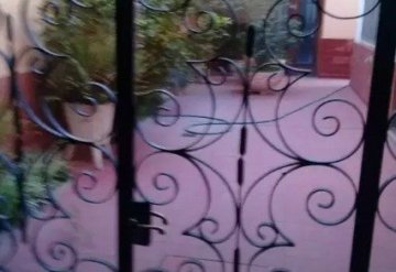 Casa disponible en San Luis · dueño directo · 4 o más dorm · cochera · 600 m² de lote - Imagen 5