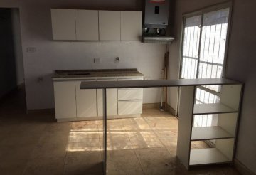 Casa única en Las Higueras en Venta · dueño directo · 2 dorm · cochera · 250 m² de lote - Imagen 2