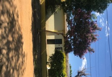 Casa disponible en Concordia · dueño directo · 3 dorm · cochera · 340 m² de lote - Imagen 2