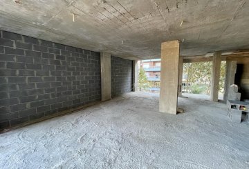 Departamento en Venta en Lanus con · 1 dorm · 2 ambientes · cochera - Imagen 3