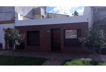Casa en Venta Juncal 997, Martinez - Imagen 1