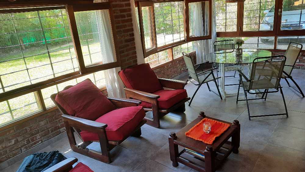 Casa disponible en Roldan · dueño directo · 2 dorm · cochera · 1.250 ha - Imagen 2