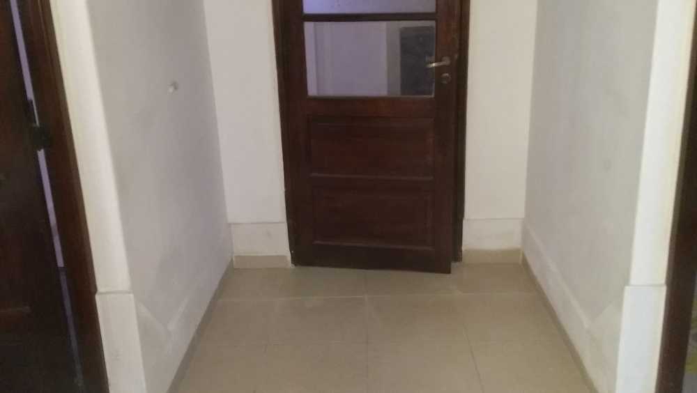 Casa en Venta en Río Cuarto · dueño directo · 3 dorm · cochera · 100 m² de lote - Imagen 2