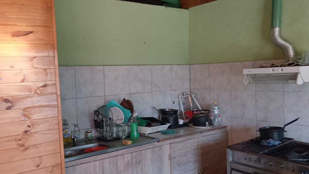 Casa disponible en Cosquin · dueño directo · 2 dorm · 6 ambientes · 800 m² de lote - Imagen 3