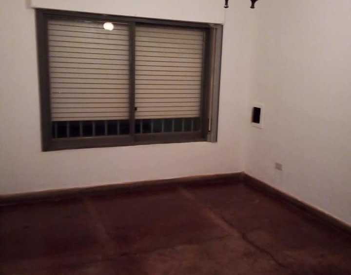 Casa única en Río Cuarto en Venta · 2 dorm - Imagen 3