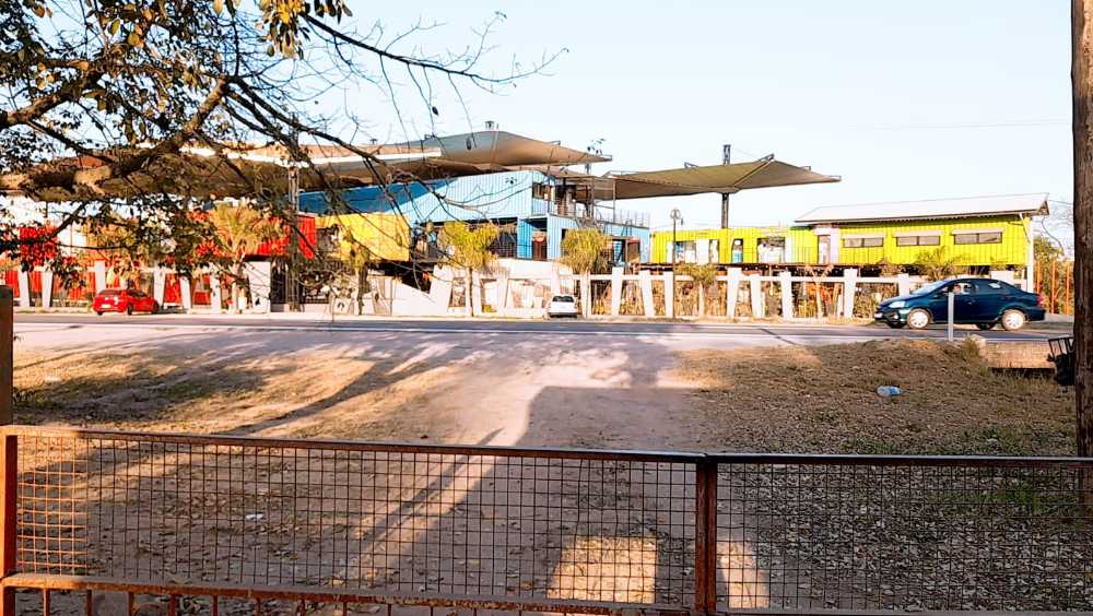 Casa en Argentina: en Venta · dueño directo · 3 dorm · cochera · 200 m² de lote - Imagen 5