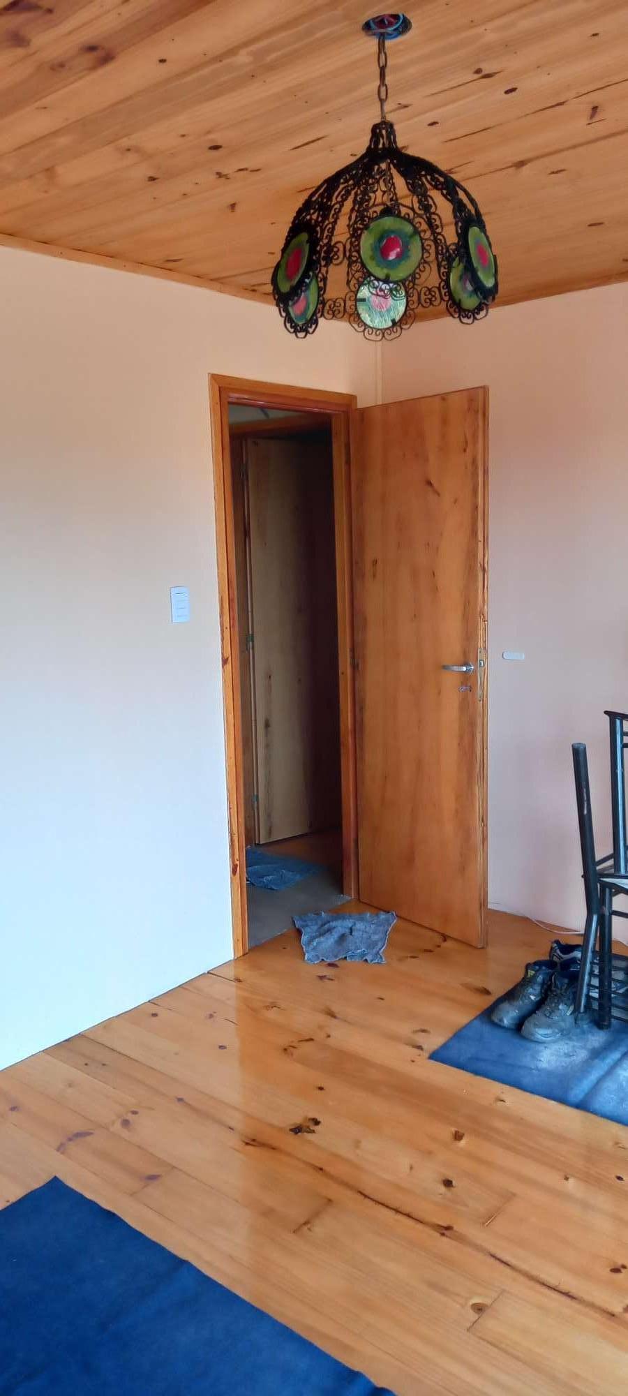 En Capilla del Monte, Casa en Venta · dueño directo · 3 dorm · 2 cocheras · 800 m² de lote - Imagen 4