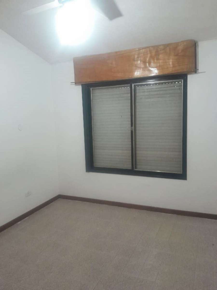 En Cosquin, Casa en Alquiler · dueño directo · 3 dorm · cochera · 1.050 m² de lote - Imagen 4