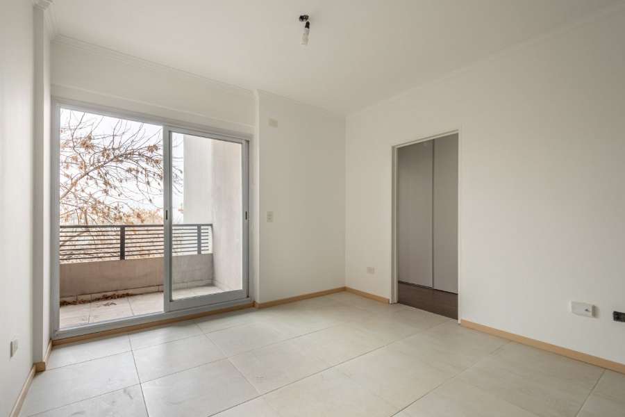 Tu próximo Departamento en Venta en San Cristobal · 1 dorm · 2 ambientes · cochera · 50 m² de lote - Imagen 2