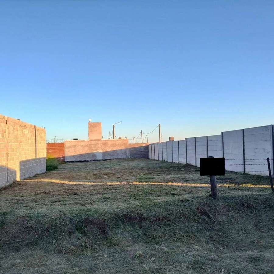 Jujuy 1100, Holmberg , 