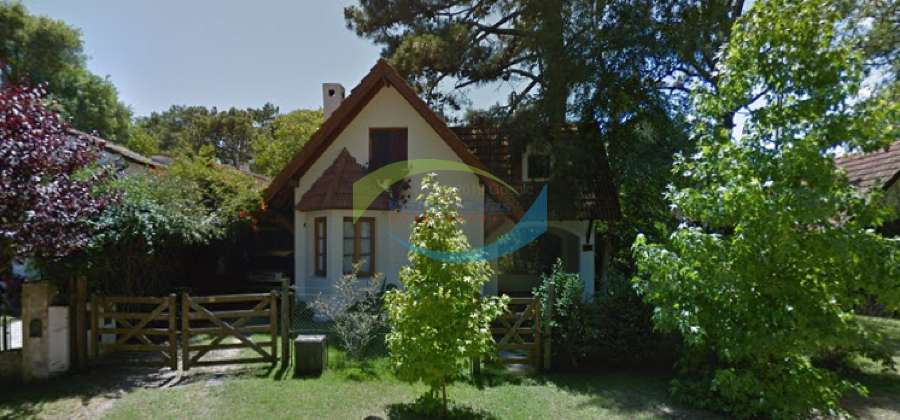 Chalet en Venta Paseo 120 Y Avenida 4, Villa Gesell - Imagen 1