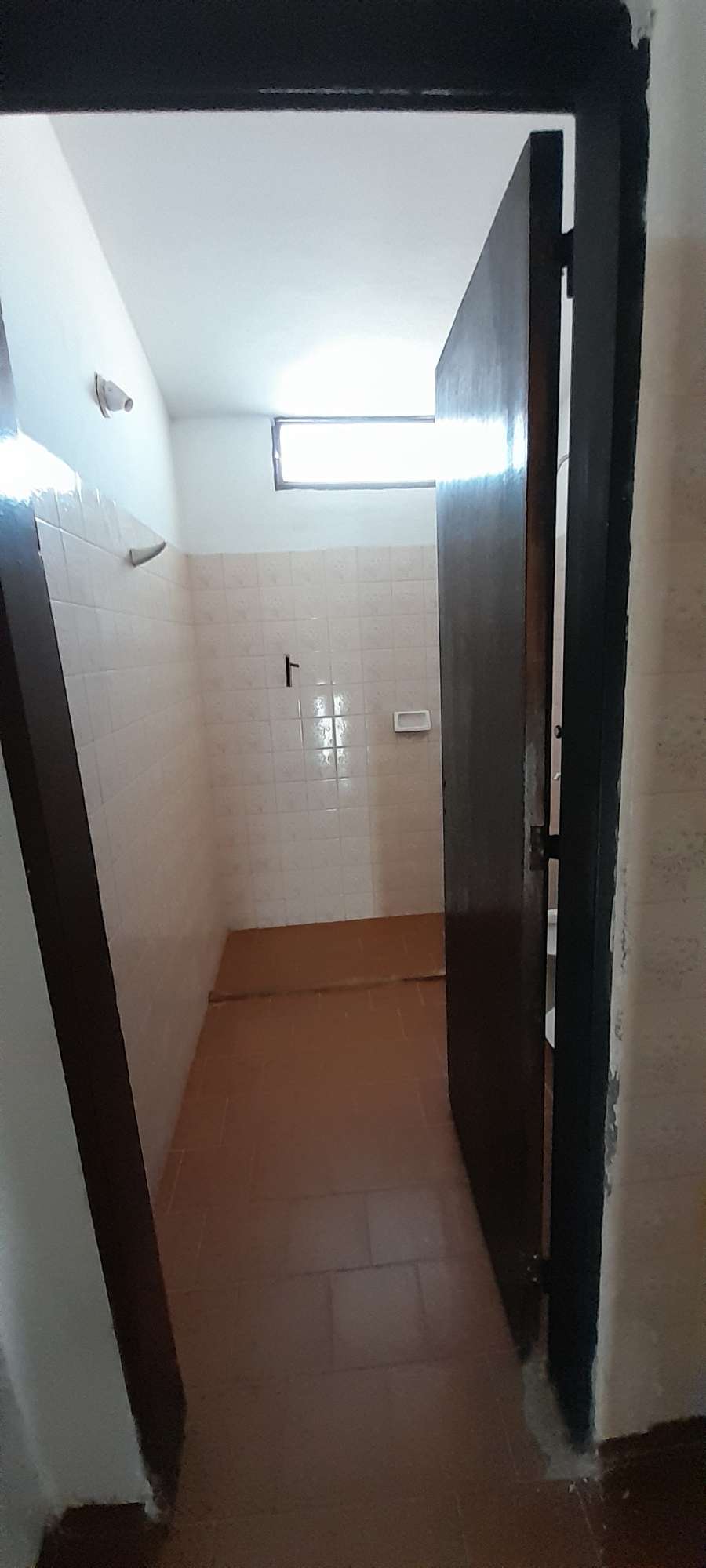 Casa en Córdoba: en Venta · 2 dorm · 5 ambientes · cochera · 80 m² de lote - Imagen 3